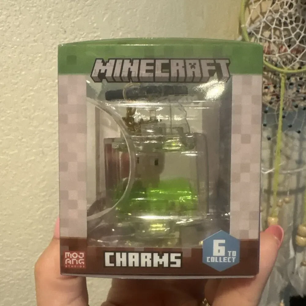 New Minecraft Series 2 Charms Pig 2.5-Inch Backpack Hanger. Viral Keychain